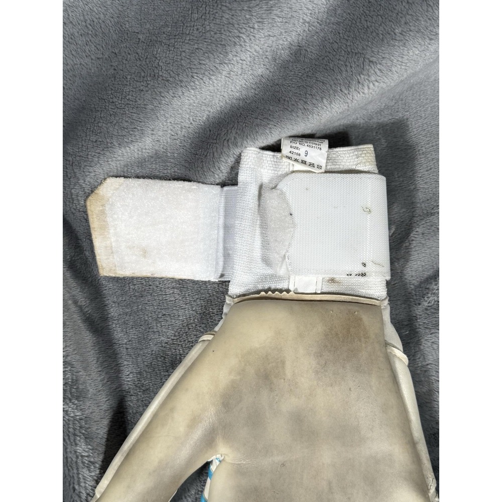 Uhlsport Goalkeeper Gloves Mens Size 9 White Absolutgrip Half Negative Soccer - Picture 11 of 14